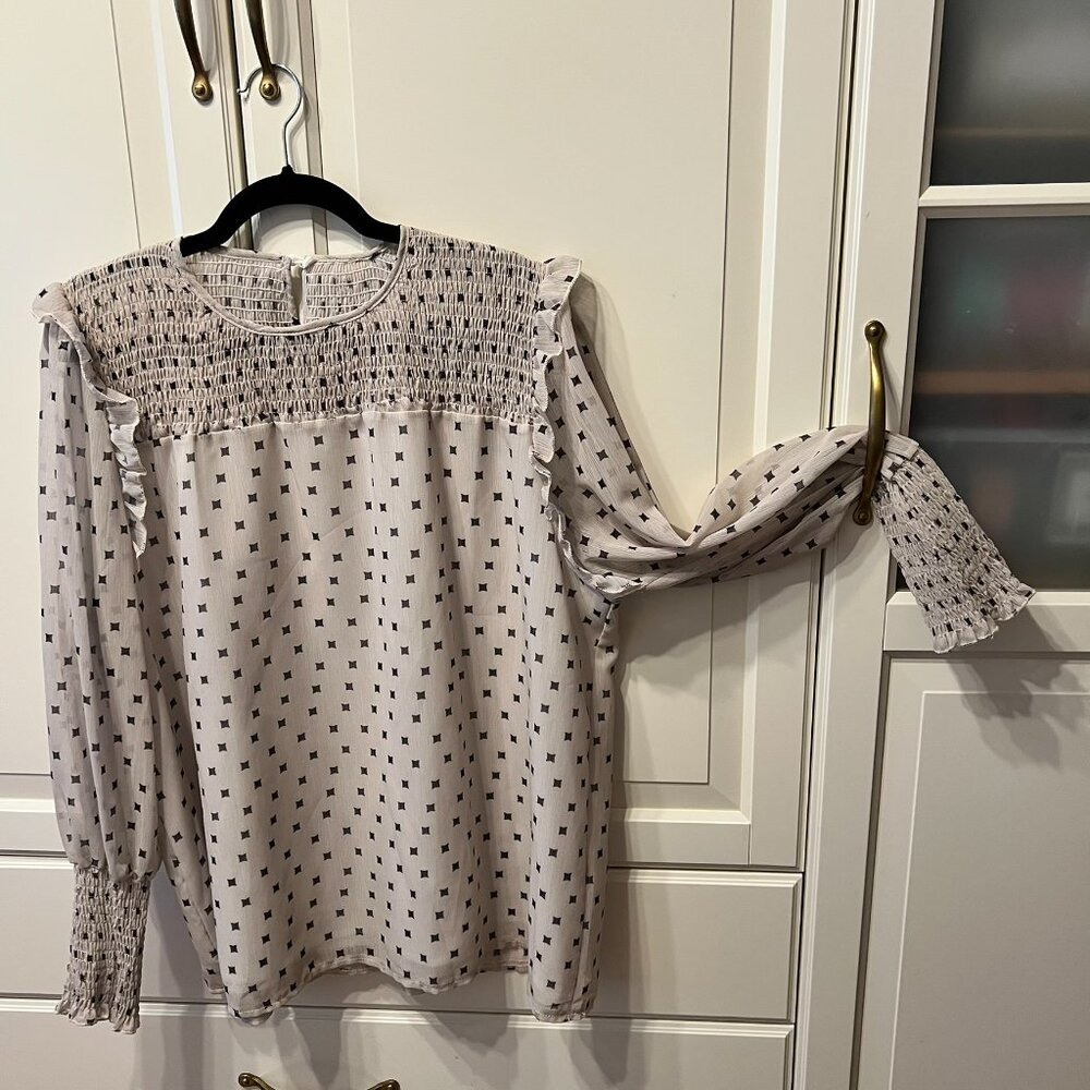 Ivory Smocked Ruffle Shoulder Long Sleeve Lightweight Blouse (2X) SO CUTE! - Picture 2 of 13